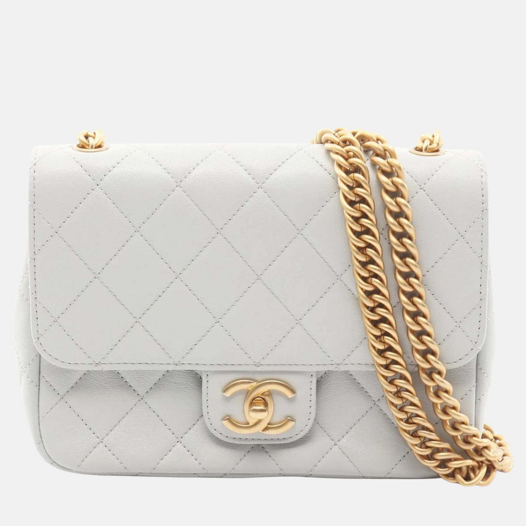 

Chanel Matelasse Grey Leather Shoulder Bag