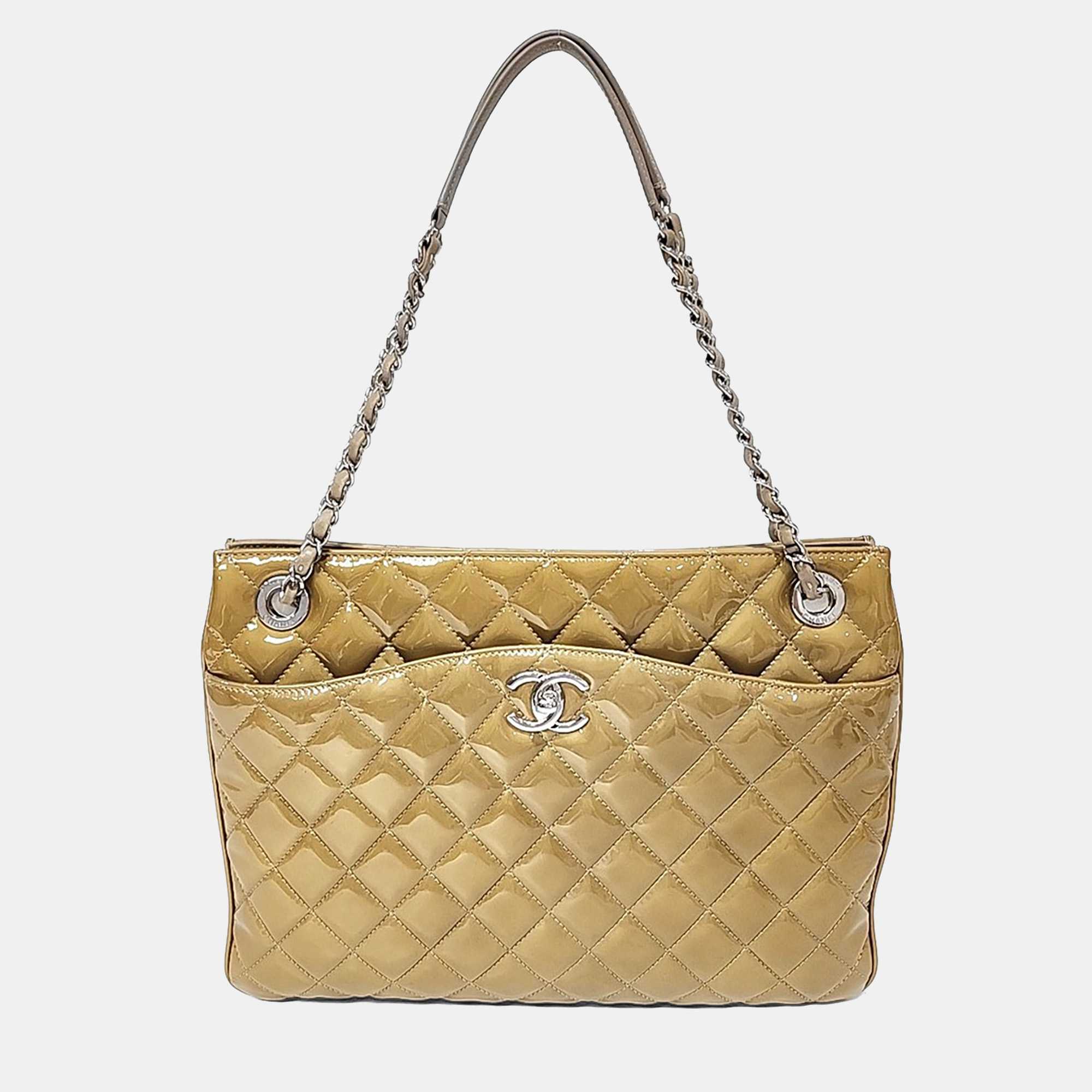 

Chanel Beige Leather patent shoulder bag