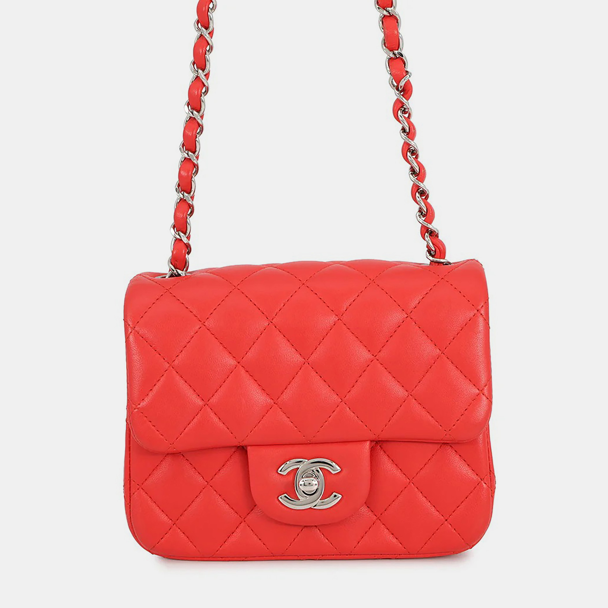 

Chanel Mini Matelasse Chain Shoulder Bag Red Lambskin Size