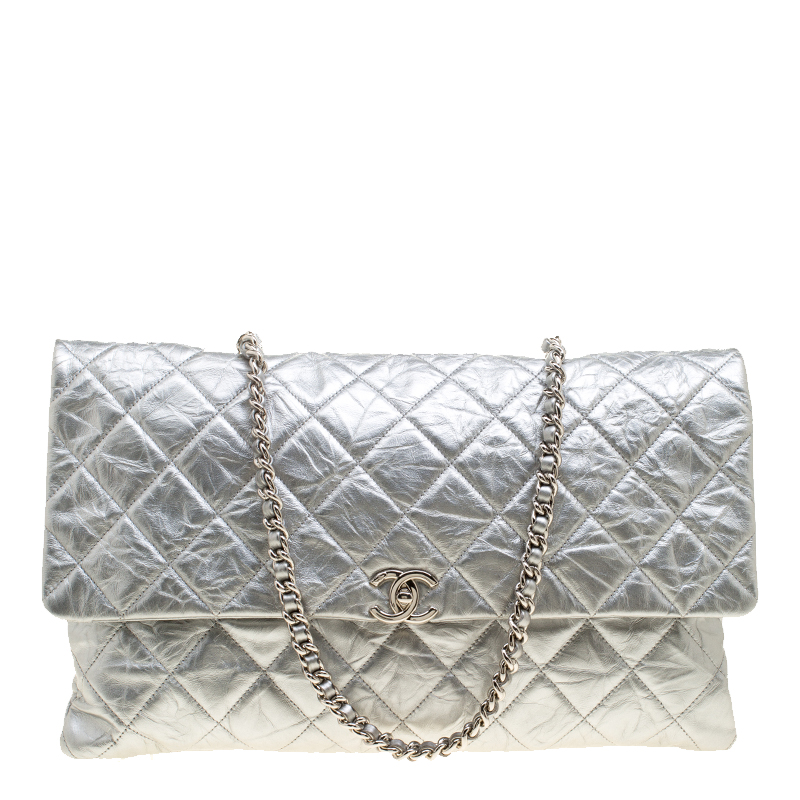 Pre Owned Chanel Metallic Silver Leather Flap Bag