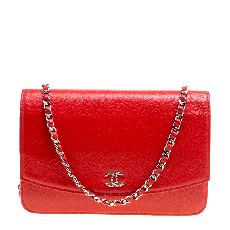 red chanel clutch bag