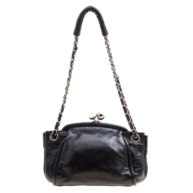 Chanel Black Leather Kisslock Accordian Shoulder Bag Chanel TLC