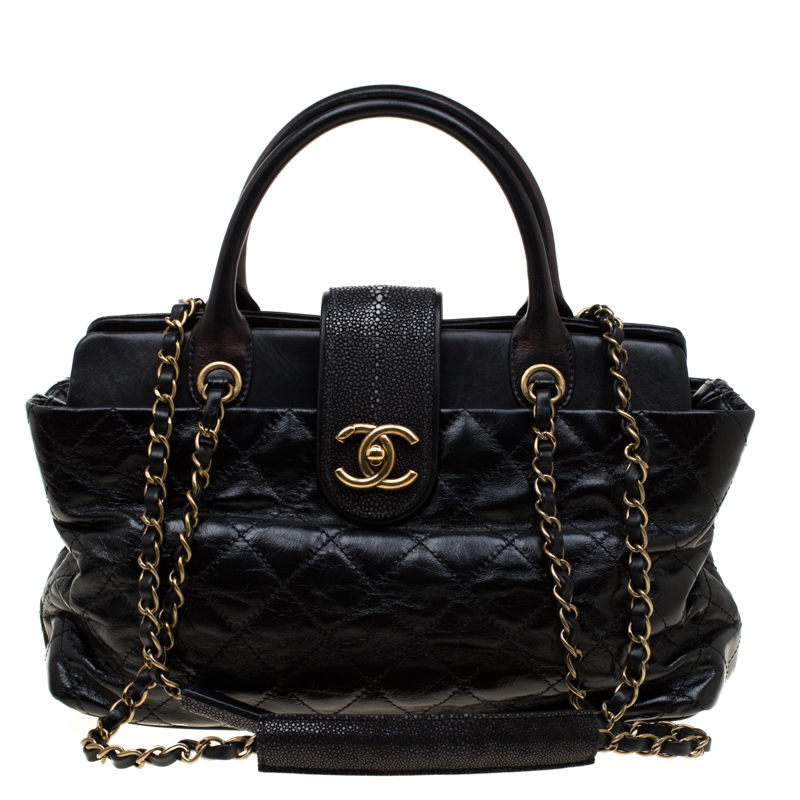 Pre Owned Chanel Black Stingray Leather CC Bindi Top Handle Bag