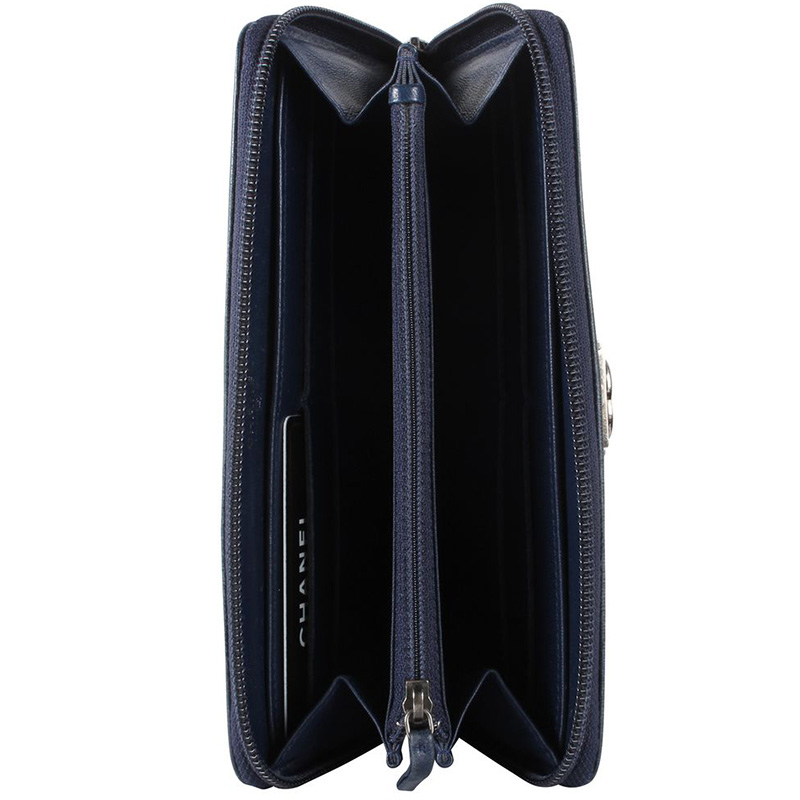 

Chanel Navy Blue Lambskin Leather Wallet