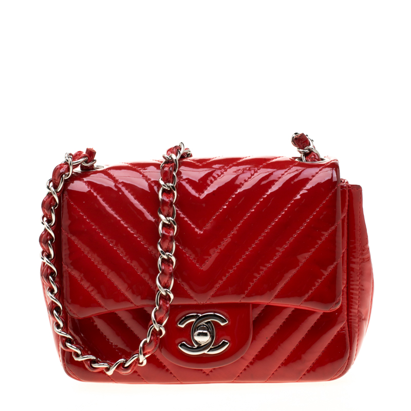 Chanel Mini CC Flap Chevron Leather Crossbody Bag (SHG-loW9EK