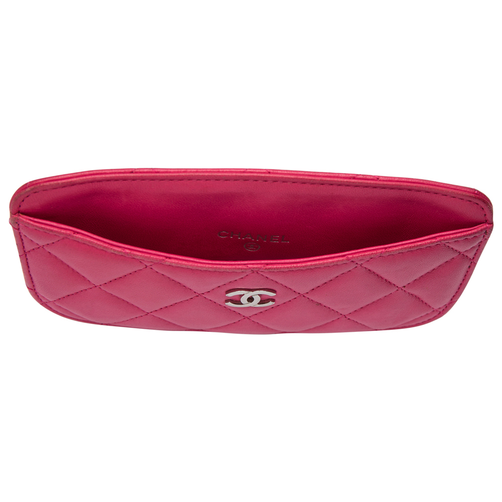 

Chanel Pink Quilted Leather Card Holder