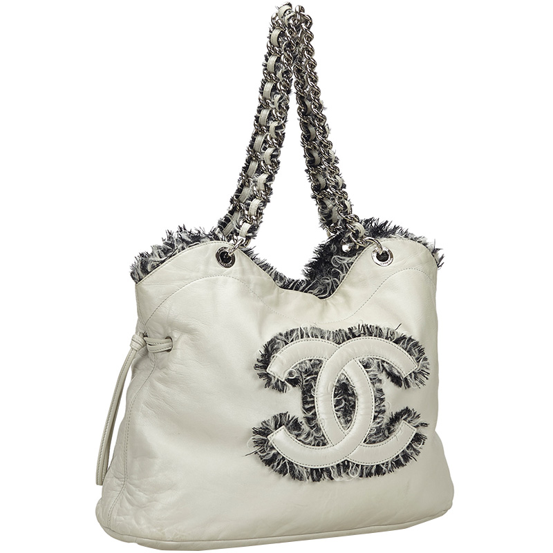 

Chanel White Calfskin Leather CC Tweedy Tote