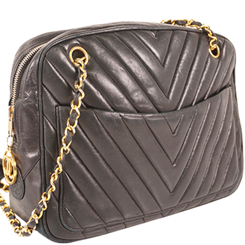 

Chanel Black Leather Chevron Shoulder Bag