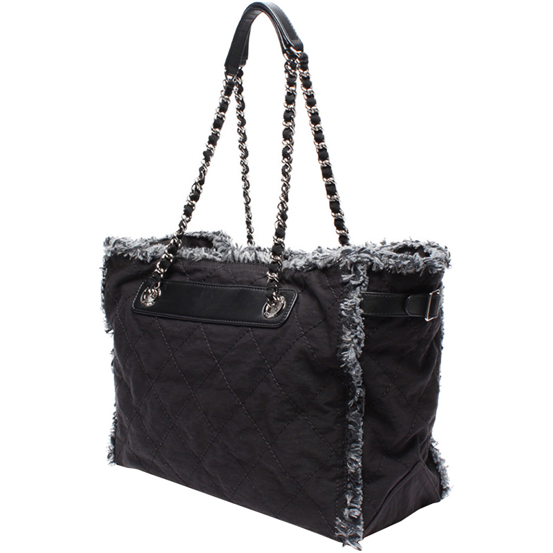 

Chanel Black Canvas Chain Shoulder Bag