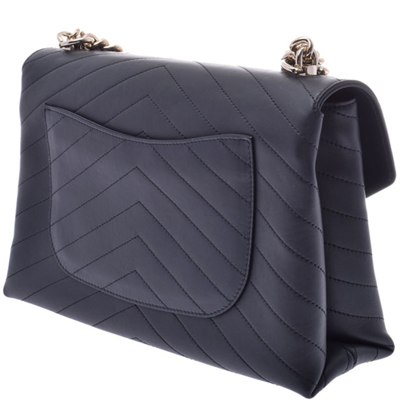 

Chanel Black Leather V Stitch Shoulder Bag