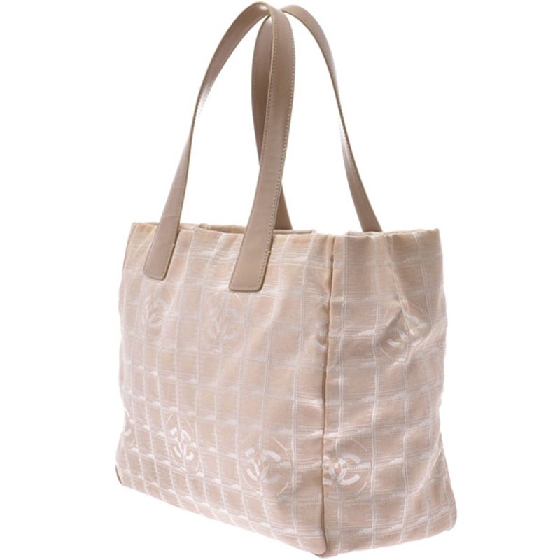 

Chanel Beige Nylon New Travel Line Tote MM Bag