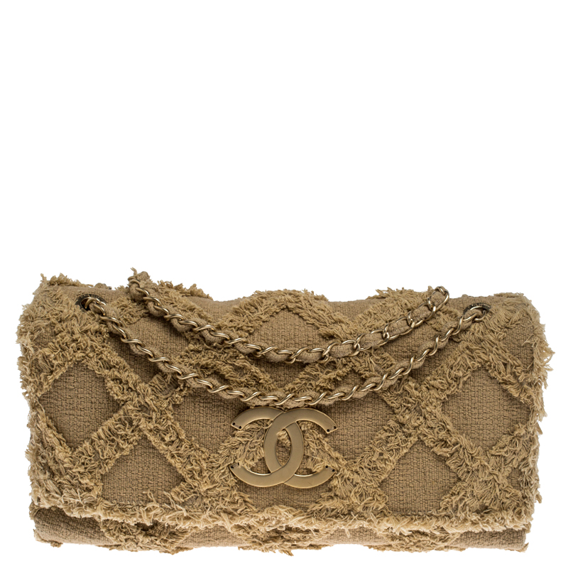 Pre Owned Chanel Beige Diamond Stitch Tweed Maxi Nature Flap Bag                  