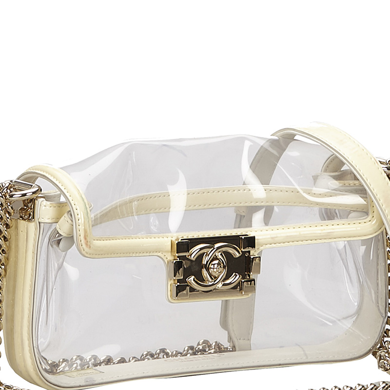 

Chanel White Clear Vinyl Patent Leather Chain Bag