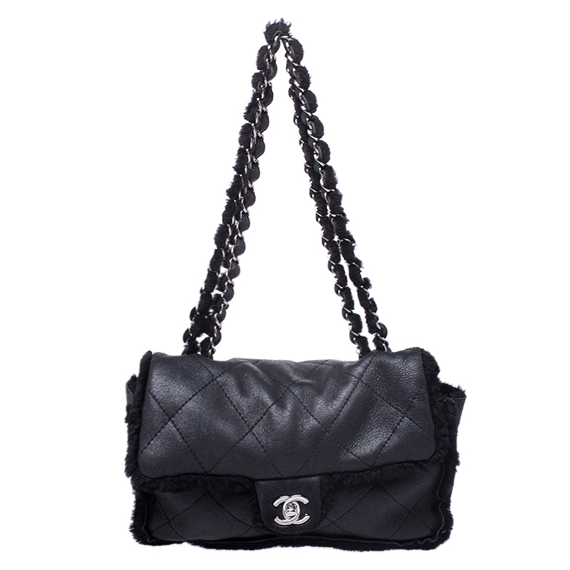 مملوكة مسبقًا Chanel Black Leather and Fur Small Classic Single Flap Bag