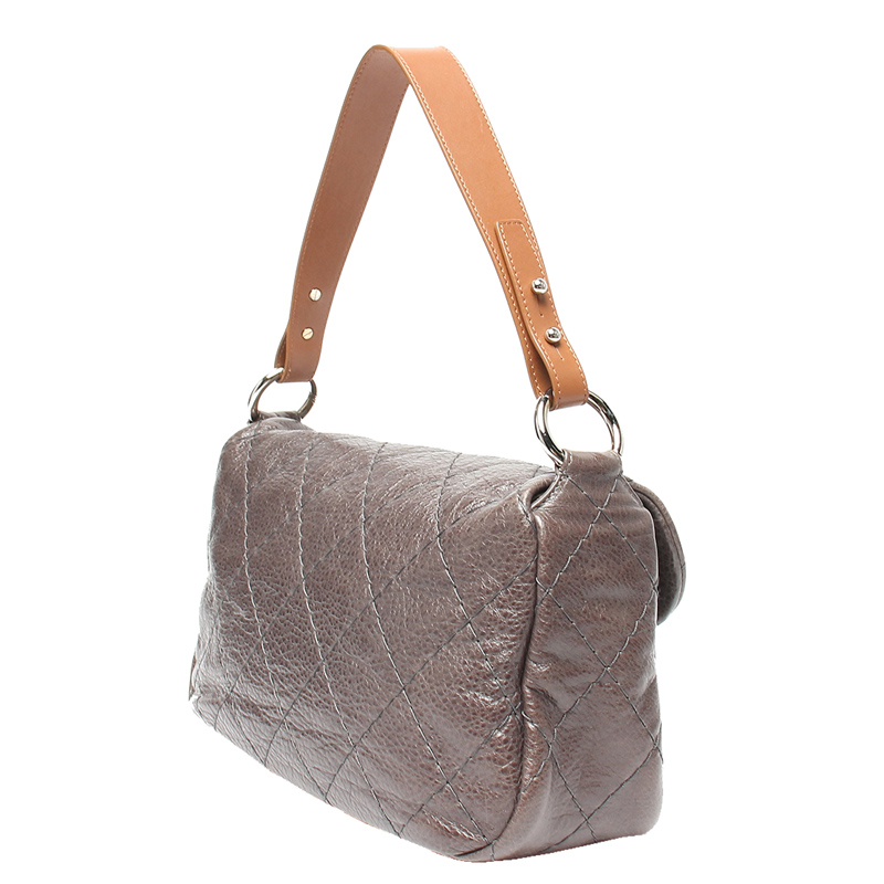 

Chanel Gray Leather Wild Stitch Shoulder Bag, Grey