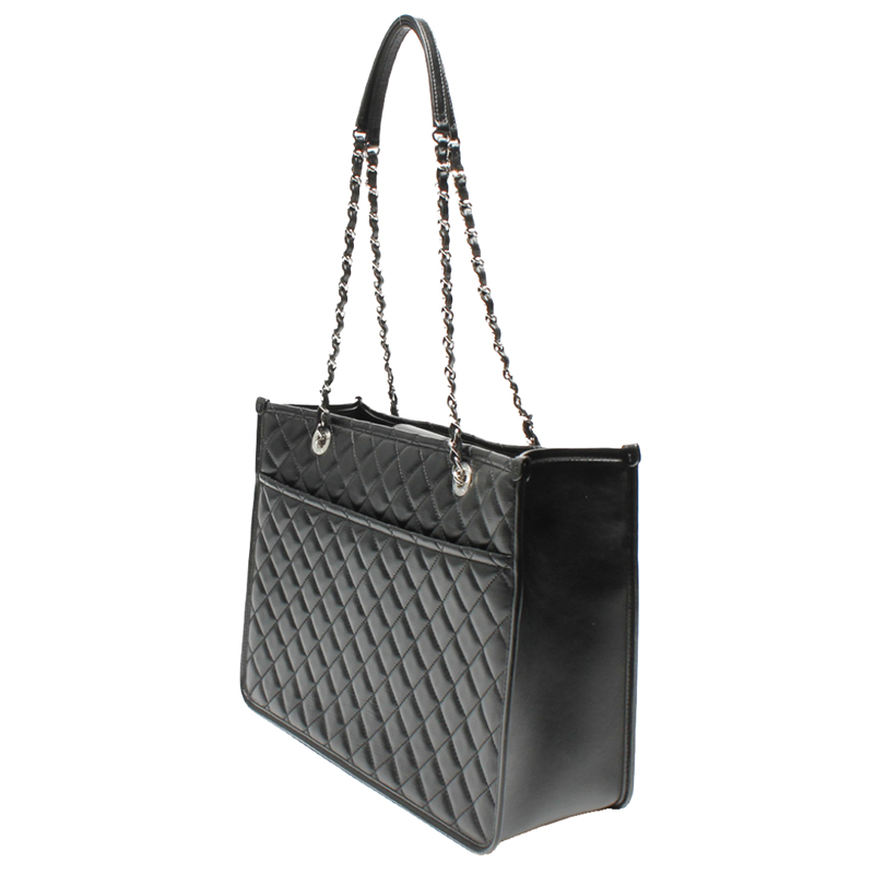 

Chanel Black Matrasse Leather Tote Bag