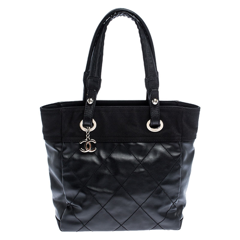 Pre Owned Chanel Black Quilted Coated Canvas Paris Biarritz Shopper Tote