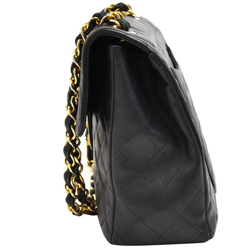 

Chanel Black Quilted Leather Jumbo Flap Bag