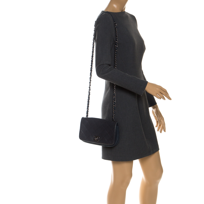 

Chanel Grey/Navy Blue Quilted Leather  Crossbody Bag
