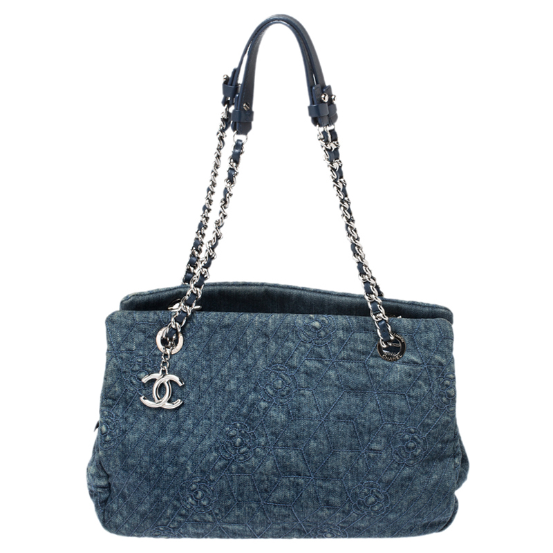 Pre Owned حقيبة باولر شانيل جاست مادموازيل دينم كاميليا أزرق كبيرة