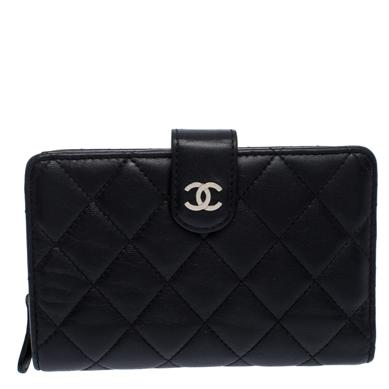 chanel l zip wallet