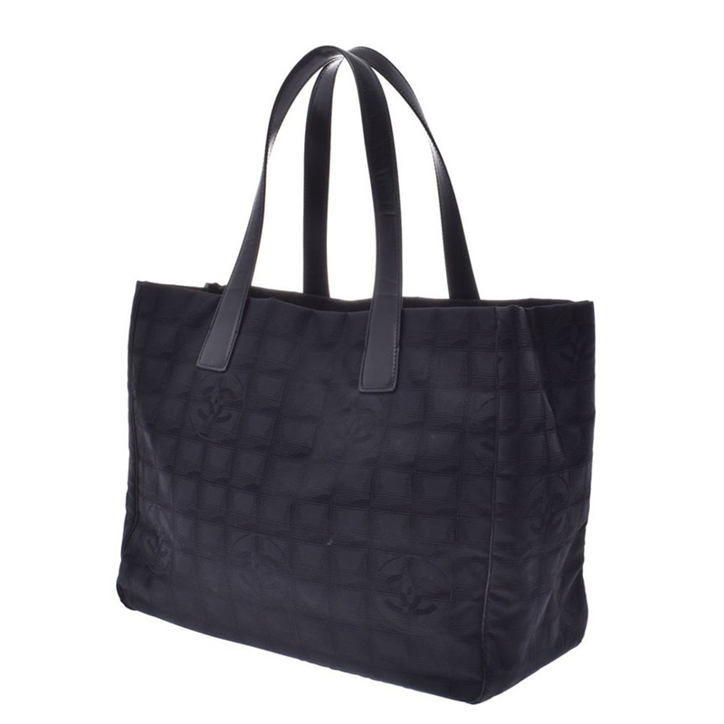 

Chanel Black Nylon CC Logo Travel Line Tote Bag