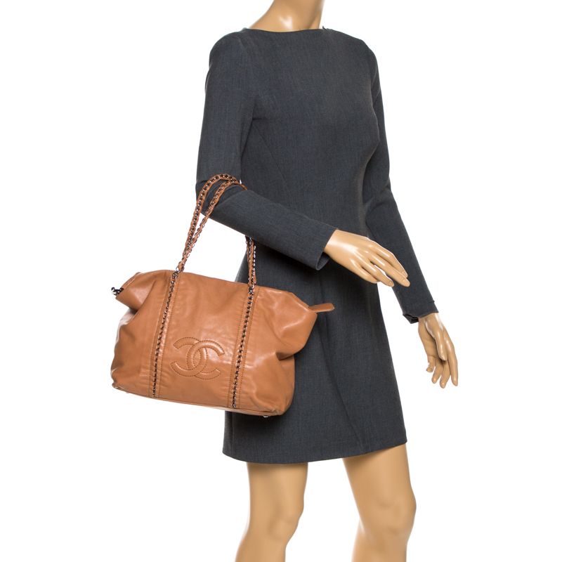 

Chanel Tan Leather  Modern Chain Tote, Brown