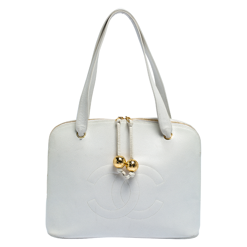 مملوكة مسبقًا Chanel White Quilted Caviar Leather CC Logo Satchel