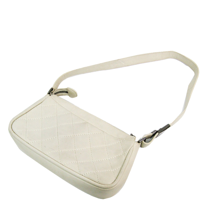 

Chanel Ivory Matlasse Leather Shoulder Bag, White