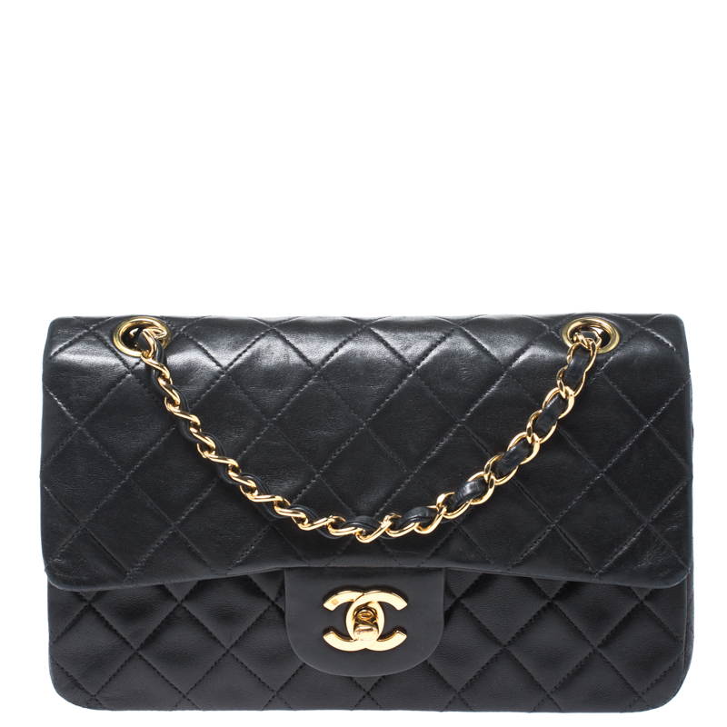 مملوكة مسبقًا Chanel Black Quilted Leather Small Classic Double Flap Bag