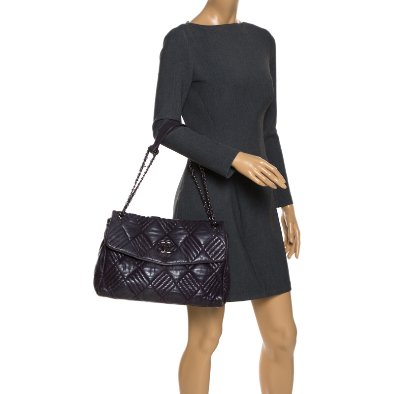 

Chanel Purple Quilted Leather In & Out Maxi Flap Shoulder Bag