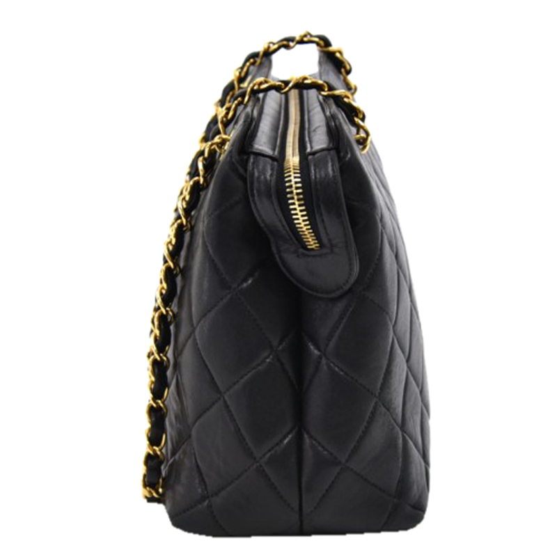 

Chanel Black Quilted Leather Chain Shoulder Bag