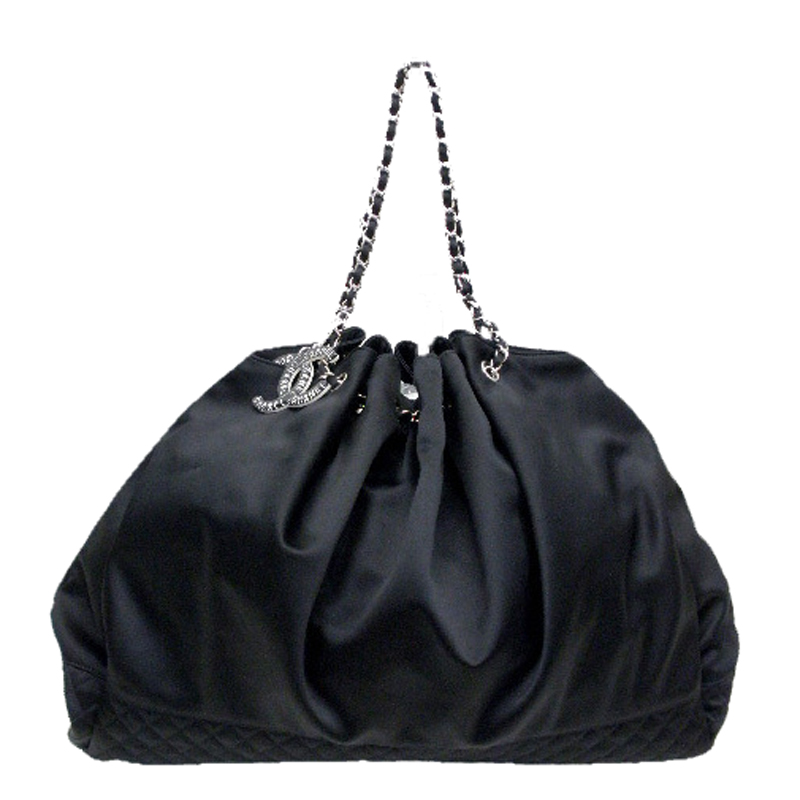 Pre-owned Chanel Black Silk Satin Melrose Cubus Shoulder Bag