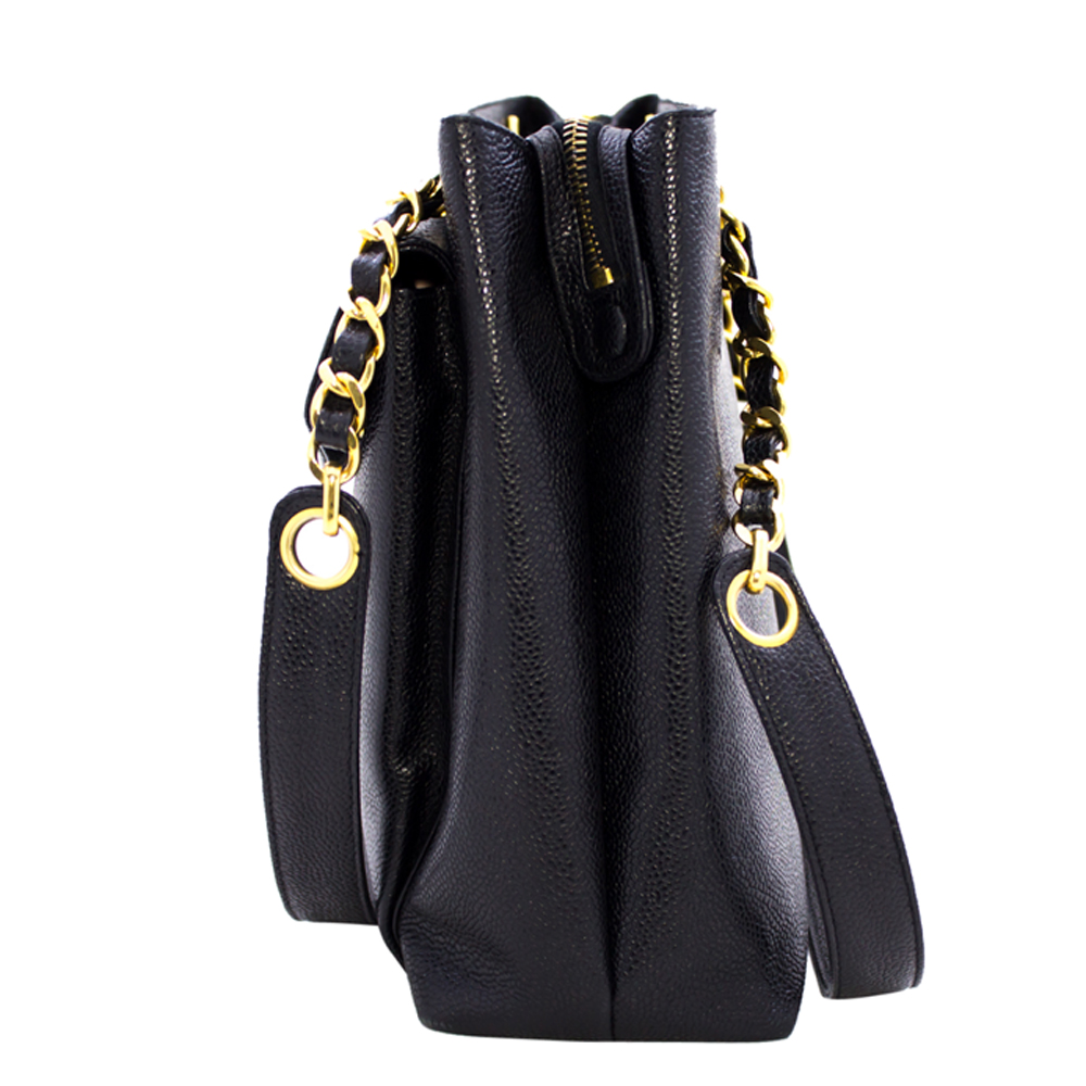 

Chanel Black Caviar Skin Leather Pocket Plum Chain Shoulder Bag