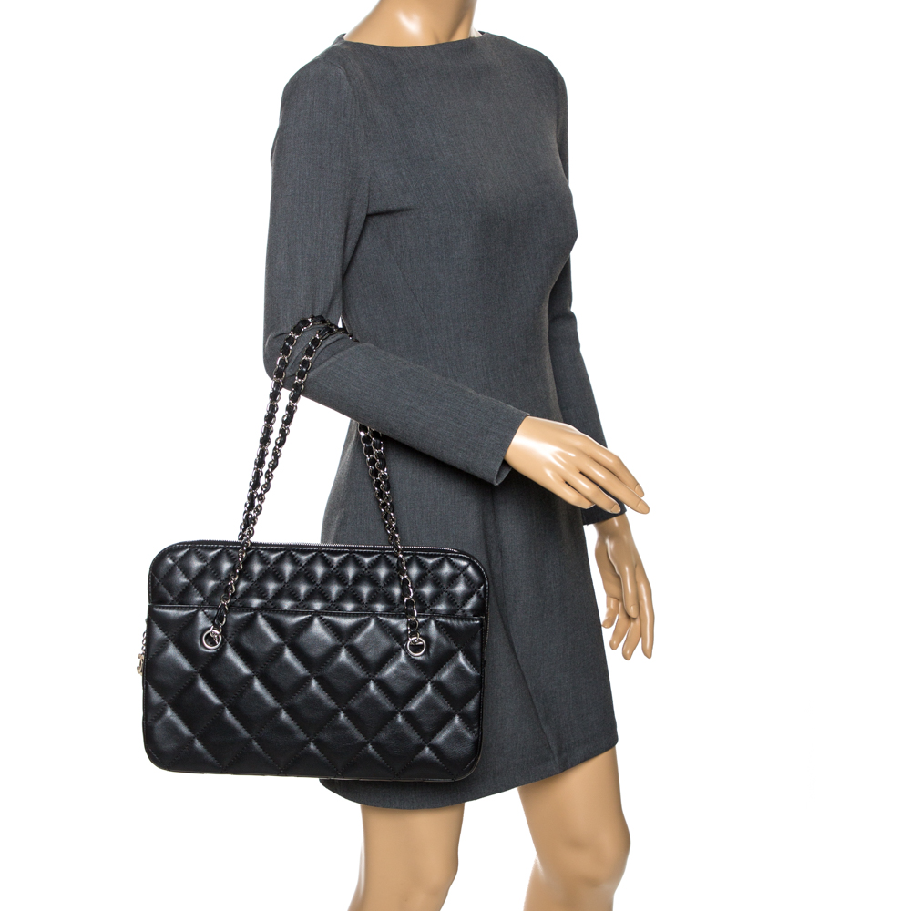 

Chanel Black Quilted Leather Shoulder Bag