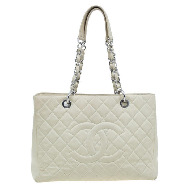 Pre Owned Chanel Off White Quilted Caviar Grand Shopping Tote