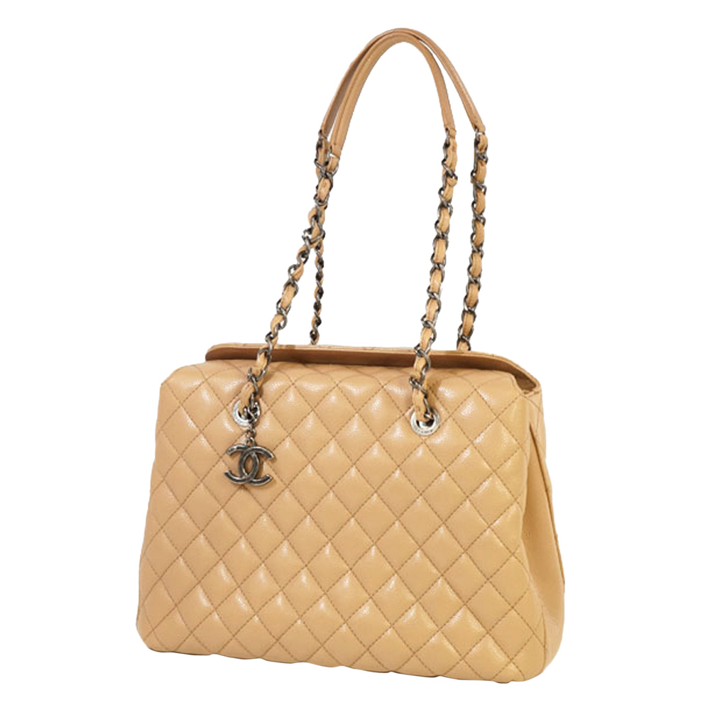 

Chanel Brown Quilted Leather Shoulder Bag