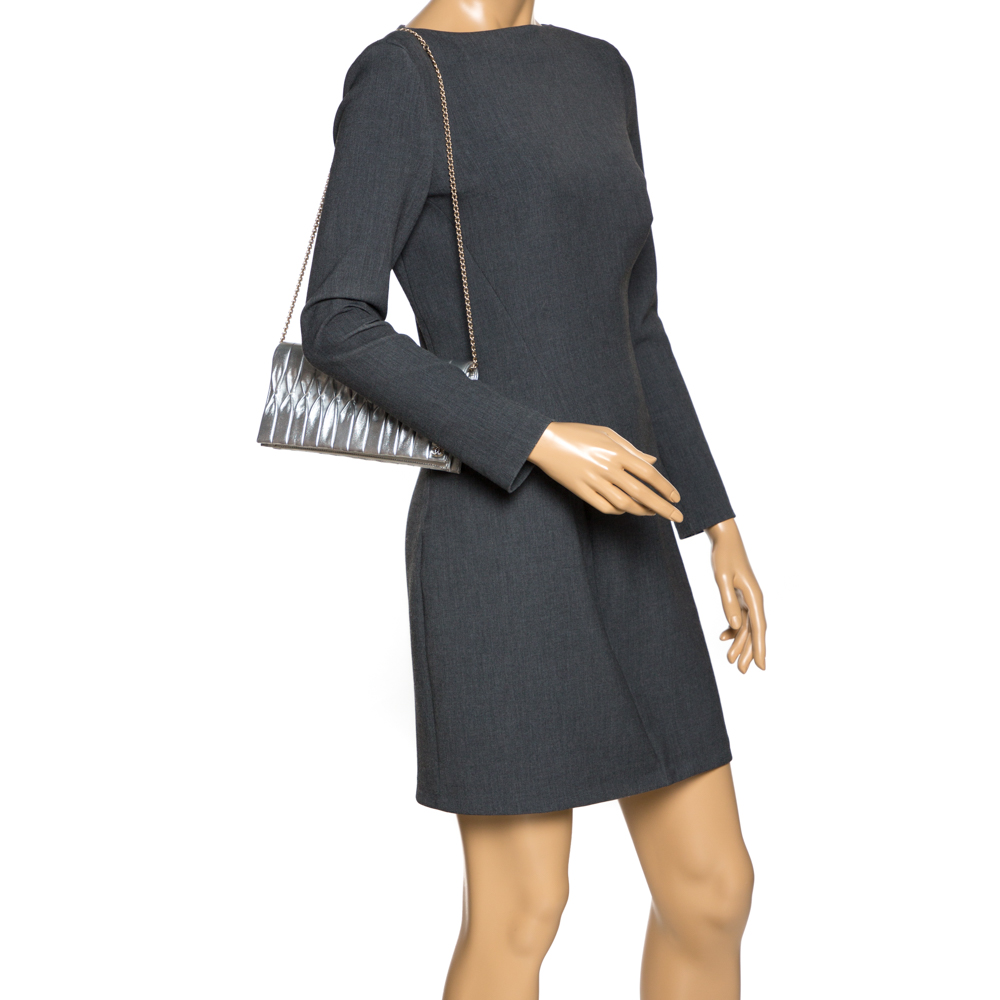 

Chanel Silver Pleated Leather Chain Clutch