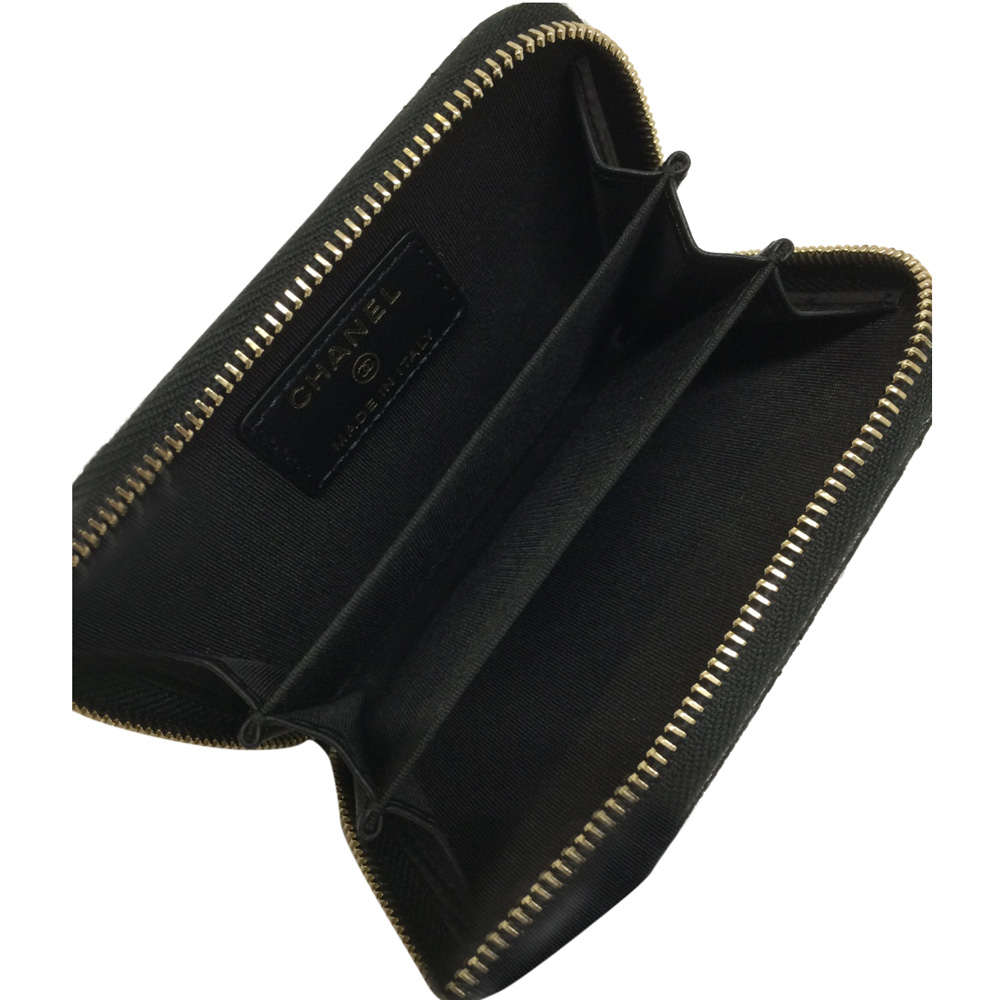 

Chanel Black Camellia Quilted Leather Coin Case