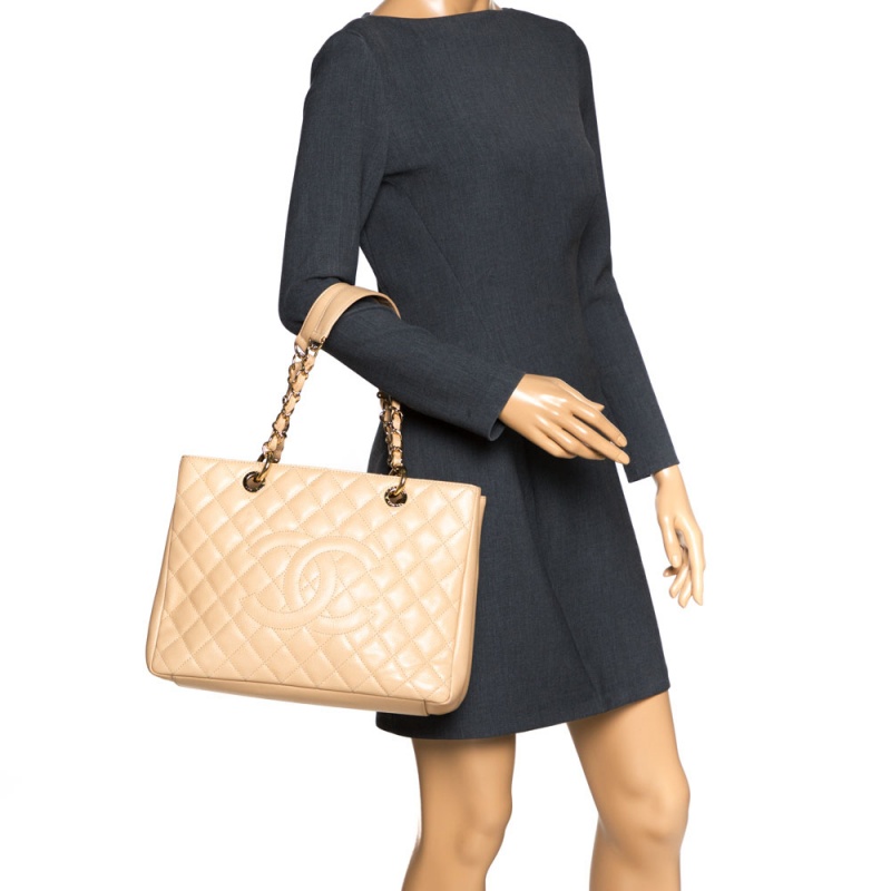 

Chanel Beige Quilted Caviar Leather Grand Shopper Tote