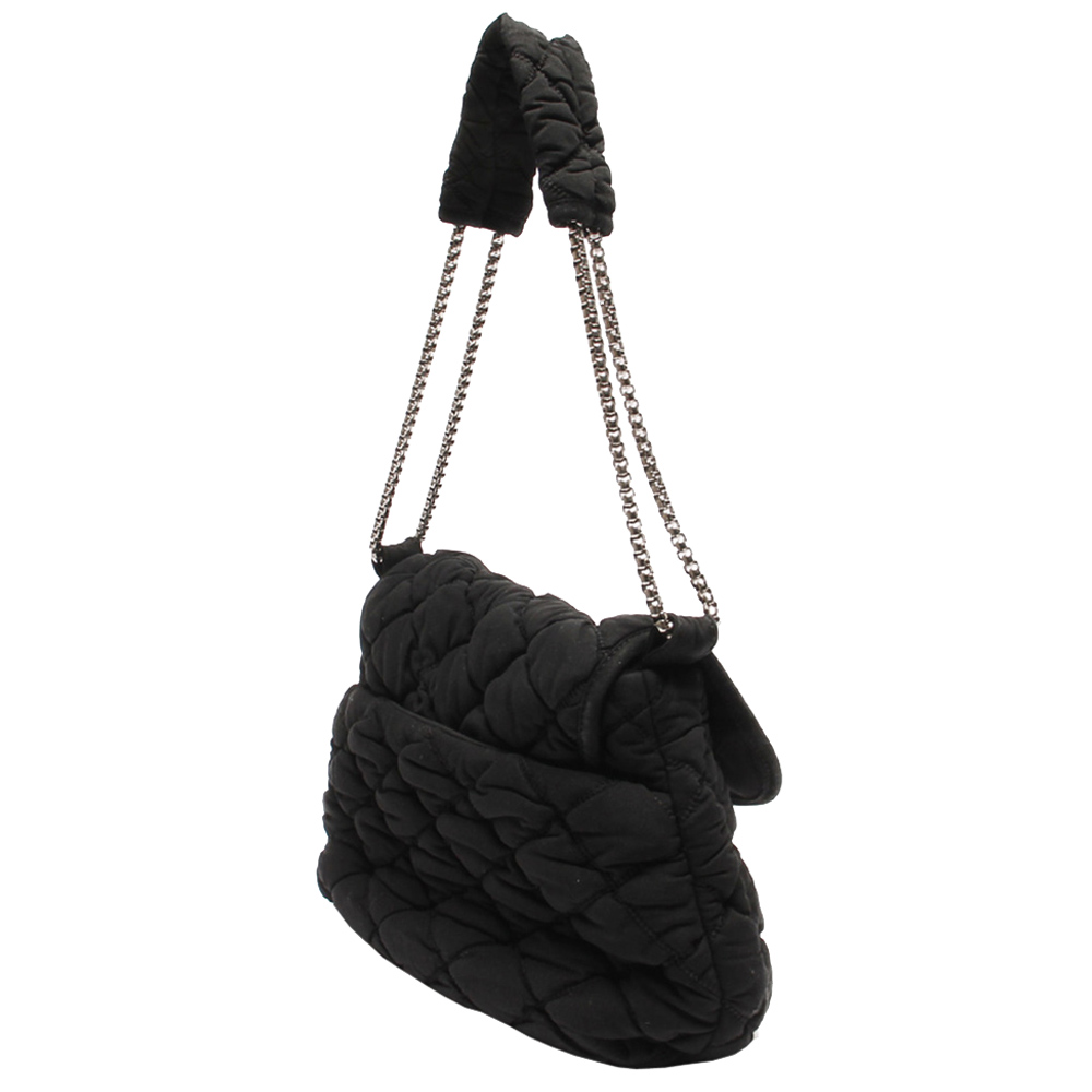 

Chanel Black Bubble Quilt Nylon Shoulder Bag