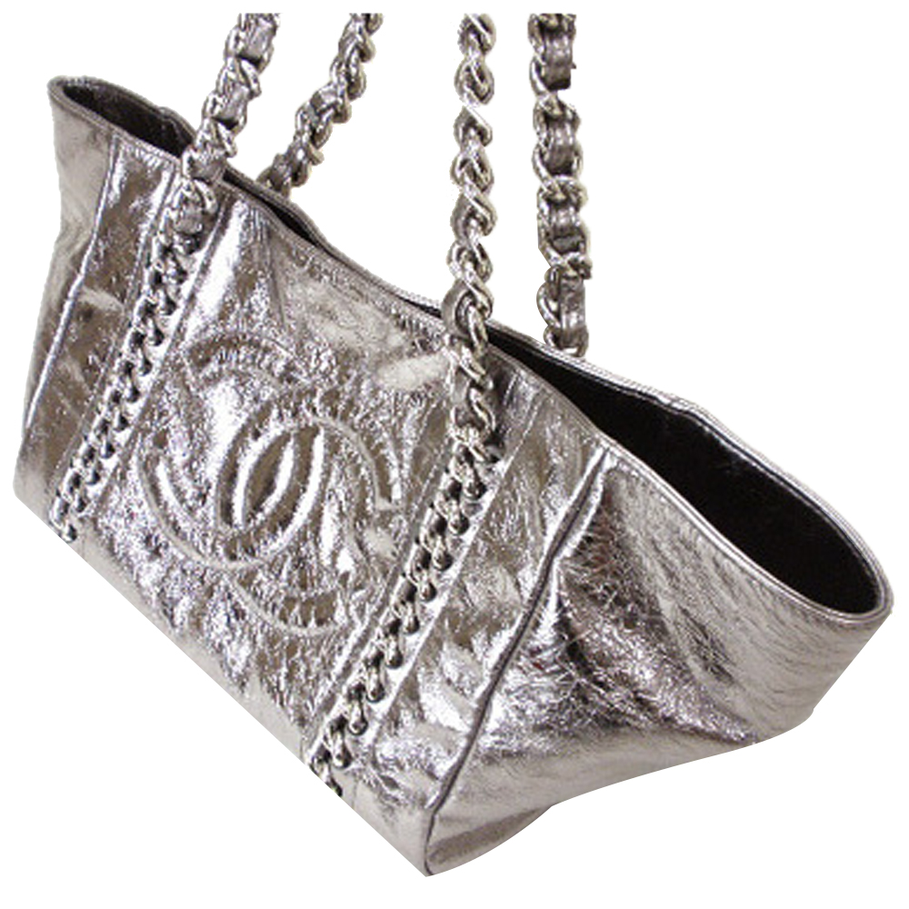 

Chanel Silver Metallic Leather Tote Bag