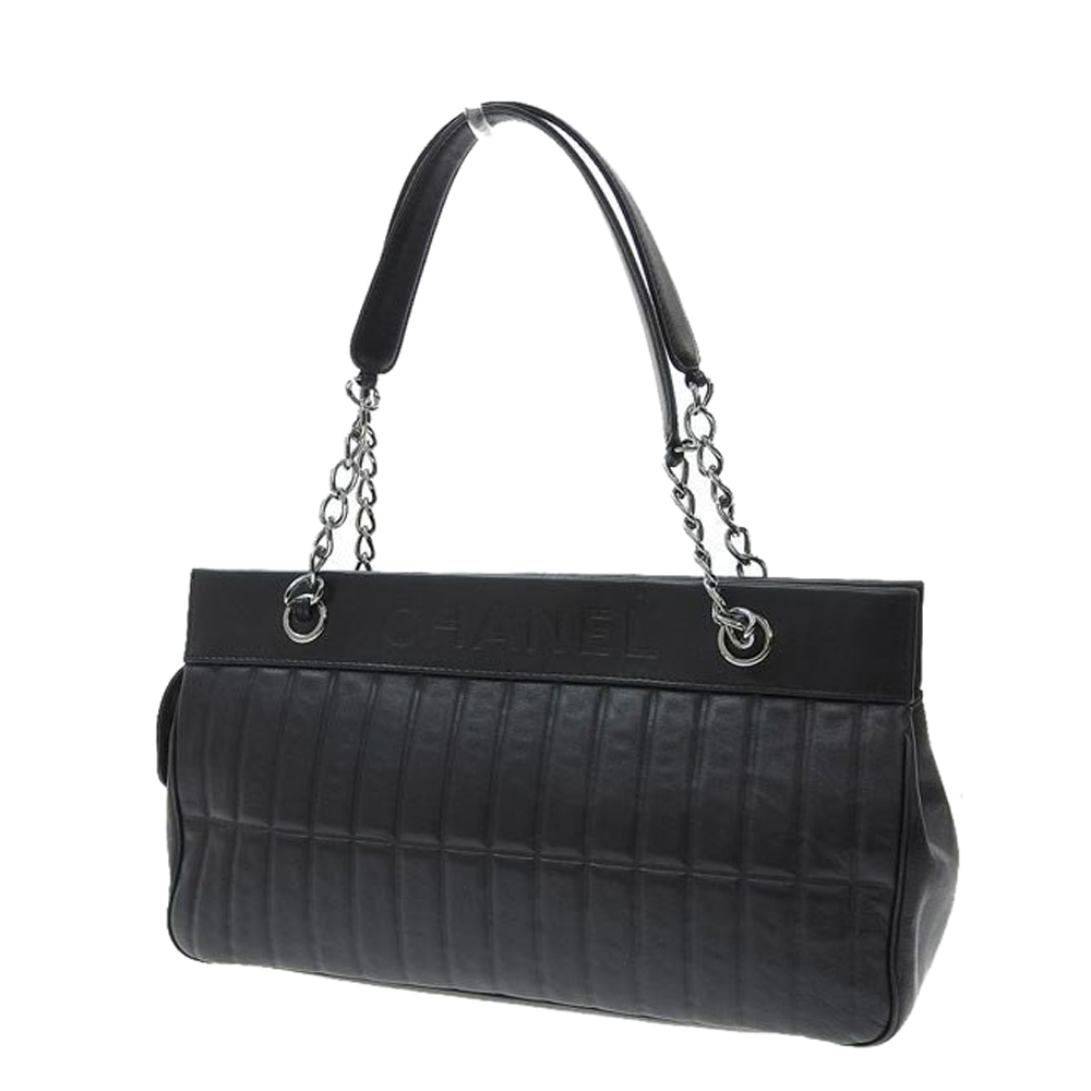 

Chanel Black Chocolate Bar Leather Chain Shoulder Bag