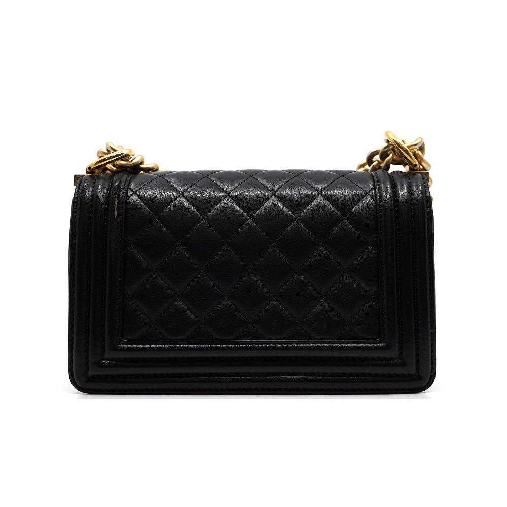 

Chanel Black Quilted Leather Boy Bag