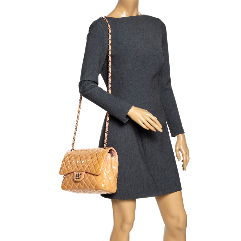

Chanel Beige Quilted Patent Leather Jumbo Classic Double Flap Bag