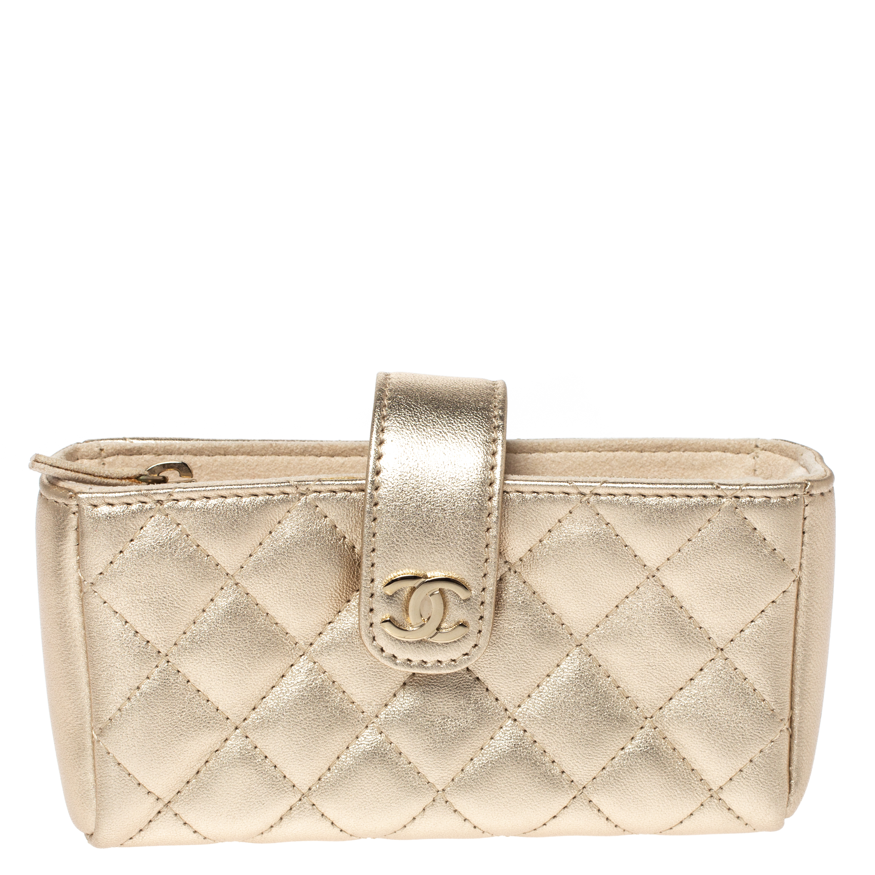 Pre Owned Chanel Gold Quilted Leather CC Phone Holder Clutch