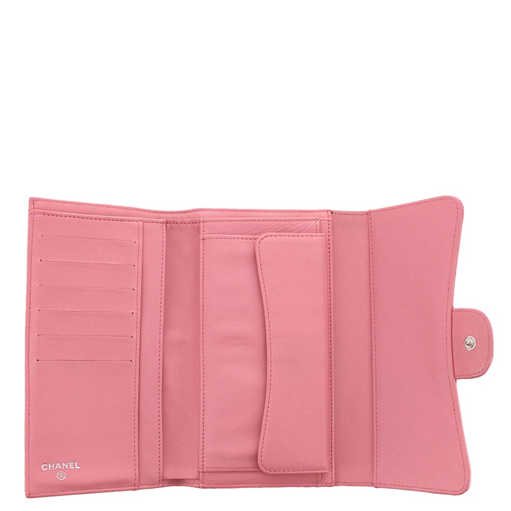 

Chanel Pink Quilted Lambskin Leather Wallet