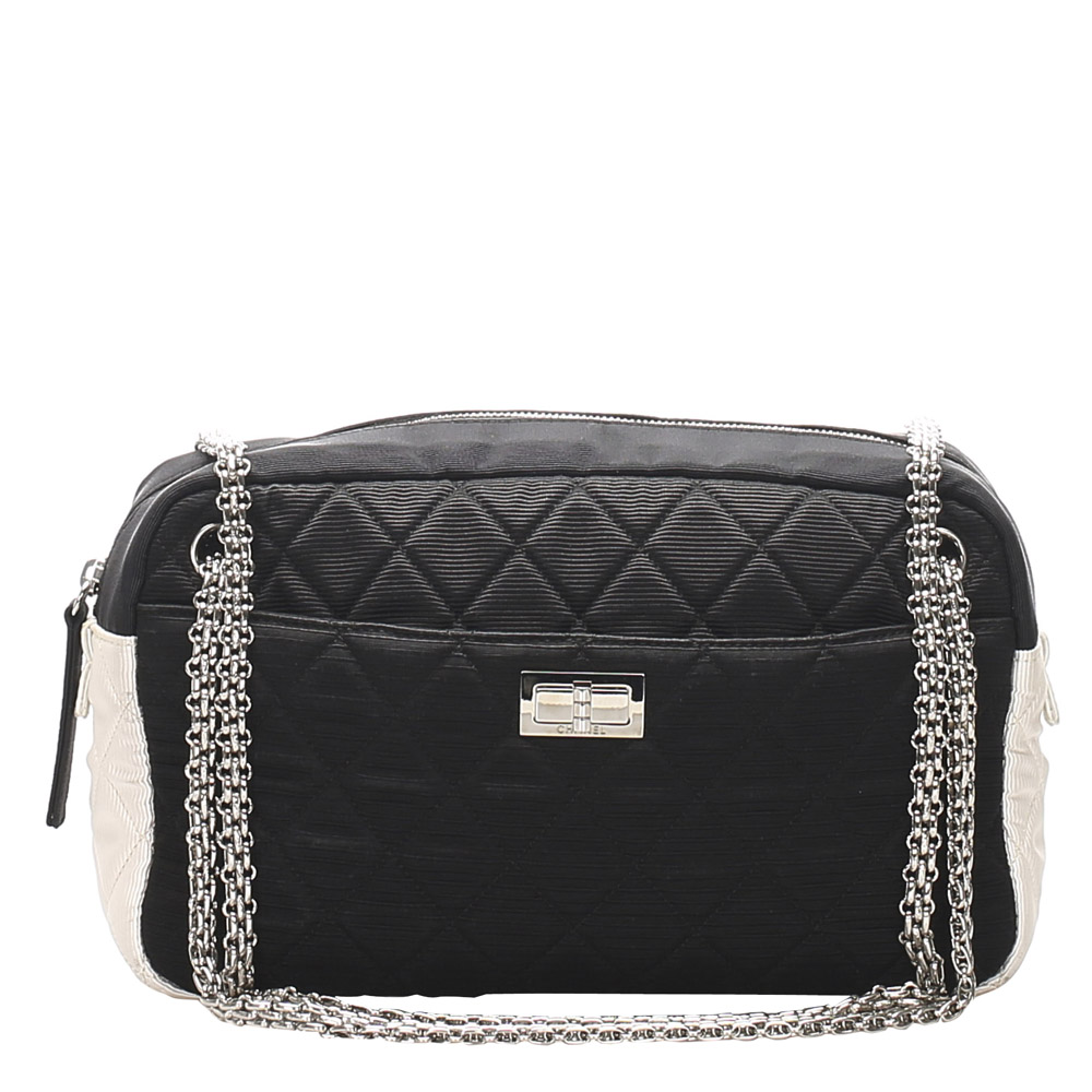 Click to view more detailed imagery on our partner's website Pre-owned Chanel Black/white Nylon Grosgrain Reissue Shoulder Bag