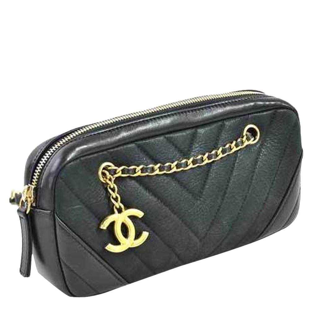 

Chanel Black Leather V Stitch Vintage Shoulder Bag