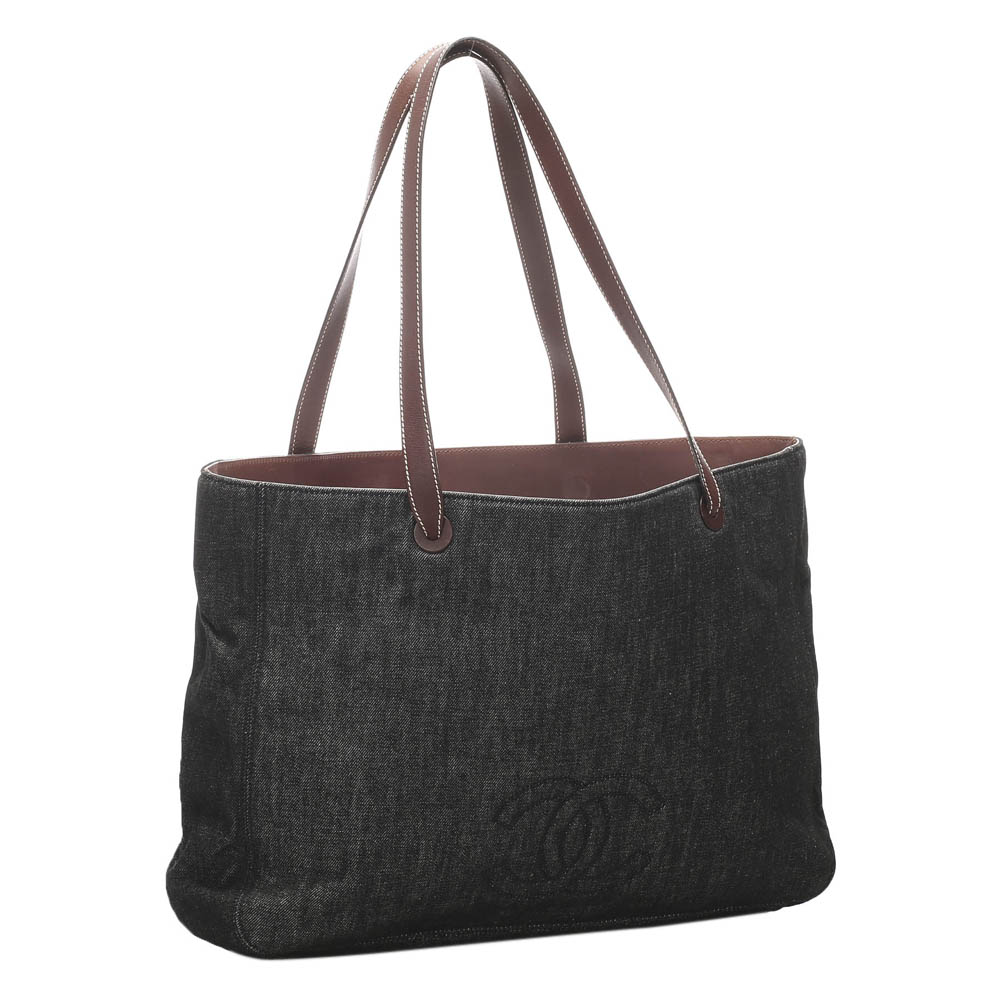 

Chanel Blue/Navy CC Denim Tote Bag